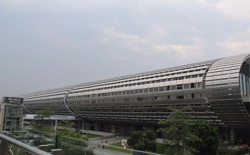 環(huán)翠鏤空鋁板工廠批發(fā)與鞋帽批發(fā)的跨界聯(lián)動 裝飾建材與時尚產(chǎn)業(yè)的協(xié)同發(fā)展